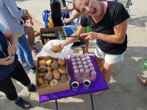 Danach Frühstück am Strand